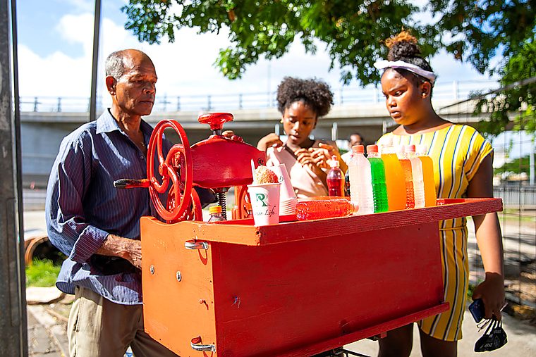 Alouda and street snacks in Port Louis
